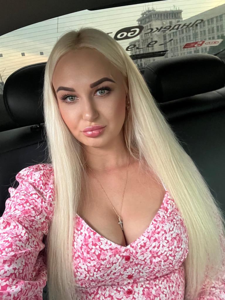 Эскортница Вивьен в Москве